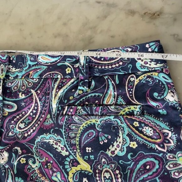 LANDS' END Colorful Paisley Cotton Flat Front Fit 2 Bermuda Shorts - Picture 11 of 14